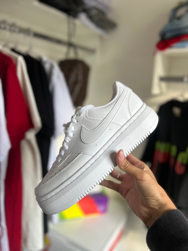 Tênis Nike Court Vision